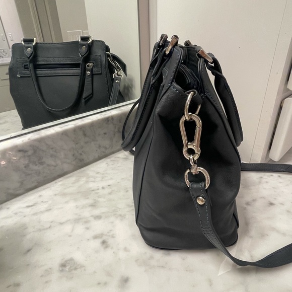 Danilo’s leather satchel - Picture 6 of 11